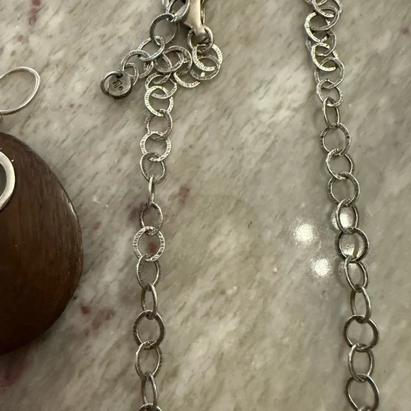 Silpada Black and Gold Pendant Necklace & Earrings! All set in stearling silver - Picture 4 of 5